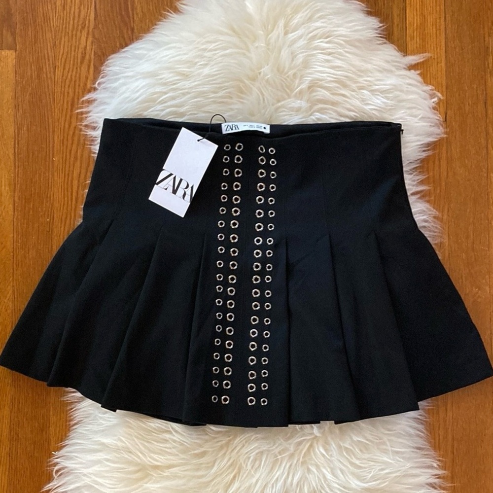 Zara Pleated Grommet Detail Mini Skirt